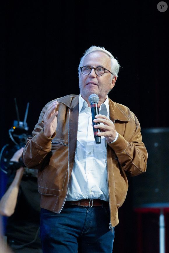 Fabrice Luchini lors de la cérémonie d'ouverture de la 15ème édition du Festival du film Lumière à Lyon, du 15 au 22 octobre 2023. 
© Sandrine Thesillat / Panoramic / Bestimage