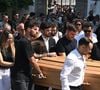Deux jours après le drame, les funérailles des deux joueurs de football se sont déroulées à l’église Matriz de Gondomar, près de Porto. L'épouse de Diogo Jota était effondrée sur le cercueil de son amour de jeunesse et père de ses trois enfants.
L'épouse de Diogo Jota, Rute Cardoso, après les funérailles de Diogo Jota et d'André Silva, célébrées à l'église Matriz de Gondomar, près de Porto. L'attaquant de Liverpool et du Portugal est décédé avec son jeune frère André Silva dans l'accident survenu à Zamora jeudi matin. Date de la photo : samedi 5 juillet 2025 © PA Photos/ABACA