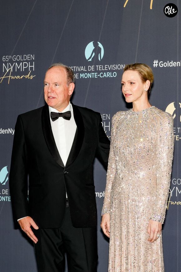 Le prince Albert II de Monaco et la princesse Charlène lors de la cérémonie de clôture du 65ème festival de télévision de Monte-Carlo, Monaco, le 16 juin 2026. © Claudia Albuquerque/Bestimage