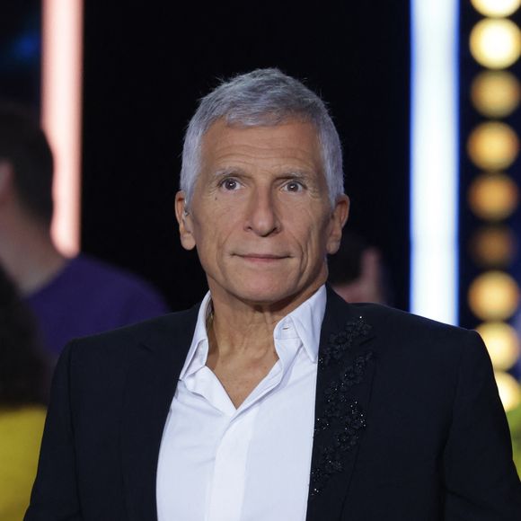Changement de taille dans "N'oubliez pas les paroles".

Nagui - Les célébrités se mobilisent pour le Téléthon dans les studios © Coadic Guirec / Bestimage