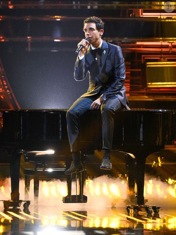 dans un tout petit village de la Sarthe. 

Mika lors de la 70ème cérémonie David di Donatello Awards à Rome, le 7 mai 2025.