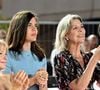 La jeune femme de 25 ans s’est rendue au chevet de son père alors qu’elle était de passage dans la capitale espagnole pour les ELLE Style Awards.
La princesse Caroline de Hanovre, sa fille Charlotte Casiraghi, son fils, né de son union avec Gad Elmaleh, Raphael, la princesse Alexandra de Hanovre, son fiancé Ben-Sylvester Strautmann, Melanie de Massy et Diane Fissore, la présidente du jumping et de la Fédération monégasque d’équitation, ont assisté à la 2eme journée du Jumping International de Monte-Carlo, le 4 juillet 2024. La compétition se déroule sur le port Hercule à Monaco, du 3 juillet au 5 juillet. La princesse Caroline, sa fille Charlotte et Diane Fissore, ont remis le 1er prix de la Longines Pro-Am Cup au profit de l'AMADE et recupéré un chèque de 20000 Euros pour l'associarion fondée en 1963 par la princesse Grace de Monaco en faveur de la protection et de l’épanouissement des enfants. C'es le binôme composé de Giacomo Paneraj (MON) et Felipe Coutinho Mendonca Nagata (BRE), pour la Team Paneraj & Partner Estate qui ont pris la première place. © Bruno Bebert/Bestimage