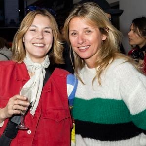 Yasmine et Sarah Lavoine - Cocktail Chez Marc'O pendant la première édition du parcours Off Vendôme du 24 au 26 mars 2022 autour de la Place Vendôme à Paris le 24 mars 2022. © Jack Tribeca / Bestimage