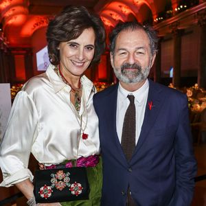 Inès De La Fressange et Denis Olivennes lors de la soirée de gala de la 18ème édition du "Dîner de la mode du Sidaction" au Pavillon Cambon Capucines à Paris, le 23 janvier 2020. 

Photo : Olivier Borde / Bestimage