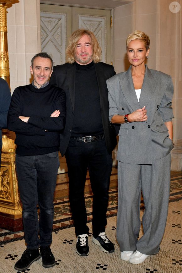 Cette soirée a également été marquée par la présence d’Adriana Karembeu, qui en était la marraine.

EXCLUSIF - Elie Semoun, Stéphane Bolongaro et Adriana Karembeu pour une soirée unique dans les salons du Musée Masséna à Nice, le 22 janvier 2026, au profit de la Fondation Claude Pompidou© Bruno Bebert/Bestimage