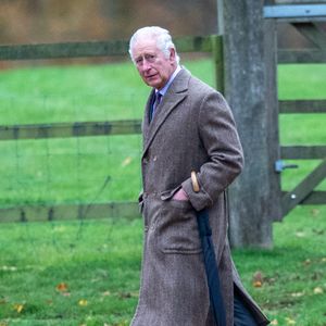 Le duc de Sussex a récemment vu son père, le roi Charles III.

Le roi Charles a été vu pour la première fois en public depuis la diffusion de la bande-annonce Nexflix de Harry et Meghan et la récente querelle sur les courses royales, alors qu'il se rendait à l'église aujourd'hui. © Splash News/ABACA
