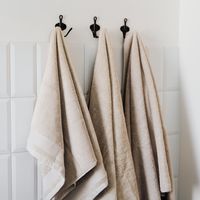 Rendre les serviettes douces et moelleuses après chaque lessive est possible, il suffit d’ajouter 3 cuillères de ce produit miraculeux