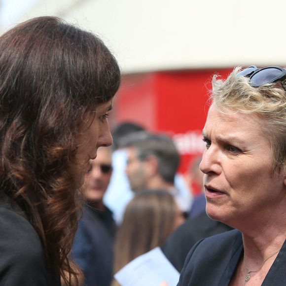 Plusieurs personnalites de media, Delphine Ernotte presidente de France Television, Elise Lucet, Audray Pulvard, Ingrid Betancourt, Christophe Hondelatte, Francoise Joly et Guilaine Chenu, ses proches et anonymes ont rendu hommages Herve Ghesquiere, le journalistes de France Television etais decede le 14 juin 2017, Meudon, près de Paris, France, le 20 juin 2017. Photo par Somer/ABACAPRESS.COM