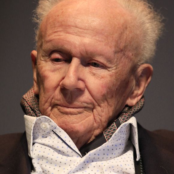 Un proche de Philippe Bouvard donne de ses nouvelles

Philipe Bouvard assiste à la projection du documentaire "Les Mille et une vies de Philippe Bouvard" (Paris Première) au théâtre de la Croisette à Cannes. Franz Chavaroche / Nice Matin / Bestimage