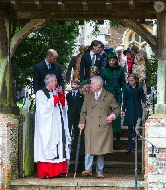 Princesse Beatrice, Edoardo Mapelli Mozzi, Sophie Rhys-Jones, duchesse d'Edimbourg, le prince Edward, duc d'Edimbourg, Savannah Phillips, Catherine (Kate) Middleton, princesse de Galles, Prince Louis, Princesse Charlotte, Prince George, Le prince William, prince de Galles, Le roi Charles III d'Angleterre et Camilla Parker Bowles, reine consort d'Angleterre,