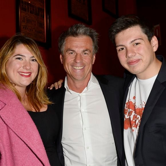 Bruno Gaccio et ses enfants Charlotte Gaccio et Enzo Gaccio dans les backstages de la 150ème représentation de la pièce "Je préfère qu'on reste amis" au Théâtre Antoine à Paris le 5 novembre 2014.

COADIC GUIREC / BESTIMAGE
