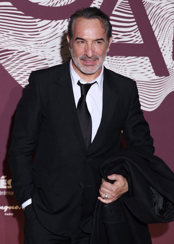 Jean Dujardin au photocall du dîner de la 51ème cérémonie des César au Fouquet's à Paris, France, le 27 février 2026. © Denis Guignebourg/Bestimage