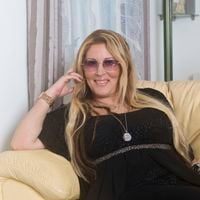 Loana contrainte de vendre son appartement de 90 m² dans le 16e arrondissement de Paris, acquis avec ses gains de Loft Story