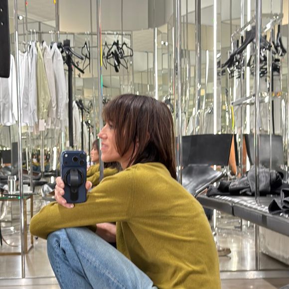 Charlotte Gainsbourg prend la pose à New-York. Capture d'écran Instagram