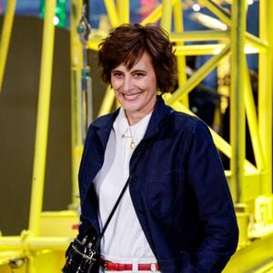 Inès de La Fressange au photocall du défilé Chanel Collection Femme Prêt-à-Porter Automne/Hiver 2026-2027 lors de la Fashion Week de Paris (PFW) au Grand Palais, à Paris, France, le 9 mars 2026. © Olivier Borde/Bestimage
