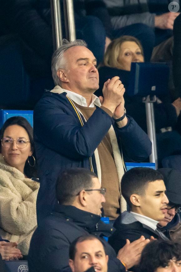 Olivier Truchot - People dans les tribunes du quart de finale de la coupe de France de football entre le Paris Saint-Germain et l'OGC Nice (3-1) au Parc des Princes à Paris le 13 mars 2024. © Cyril Moreau/Bestimage