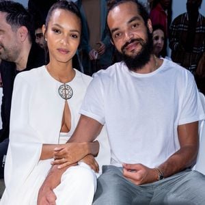 Lais Ribeiro et son fiancé Joakim Noah - People au défilé de mode automne-hiver 2022/2023 "Elie Saab" lors de la fashion week de Paris. Le 5 mars 2022
© Olivier Borde / Bestimage