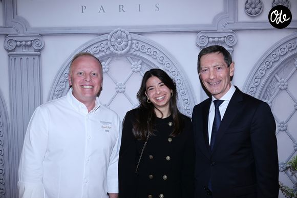 David Bizet, chef du Peninsula Paris, en compagnie de Luc Delafosse (nouveau directeur général de l'hôtel Peninsula) - Réouverture du rooftop « L'heure dorée » de l'hôtel Peninsula à Paris le 10 juin 2026. © Rachid Bellak/Bestimage