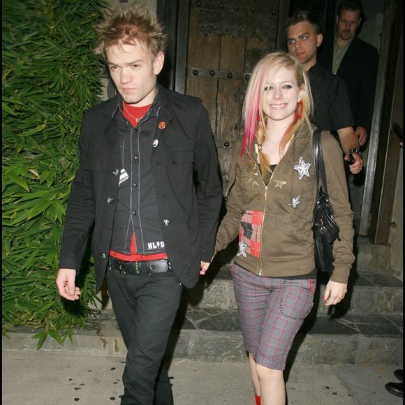 Comme le raconte le site canadien La presse qui était présent dans la salle, l'ambiance était dingue pour ces adieux. 

Avril Lavigne et Deryck Whibley à Los Angeles.
PER / FAME PICTURES / BESTIMAGE