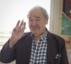 Pierre Perret vit dans une ancienne fermette située à Nangis, en Seine-et-Marne.

Semi-exclusif - Pierre Perret - 30ème Journées Nationales du Livre et du Vin à Saumur. © Jack Tribeca / Bestimage