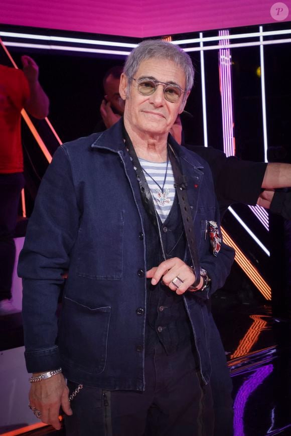 Exclusif - Gérard Lanvin, sur le plateau de de l’émission « TPMP » présentée par C.Hanouna et diffusée en direct sur C8, Paris, France, le 22 octobre 2024. © Jack Tribeca / Bestimage