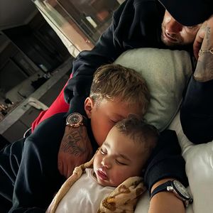 Sans oublier son fils Davi Lucca

Neymar, Instagram