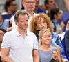 Elle rejoint très prochainement le groupe M6.

Anne-Sophie Lapix et son mari Arthur Sadoun dans les tribunes de la finale Hommes "France vs Pologne" de volley-ball lors des Jeux Olympiques Paris 2024. Le 10 août 2024
© P.Perusseau-D.Jacovides / Bestimage