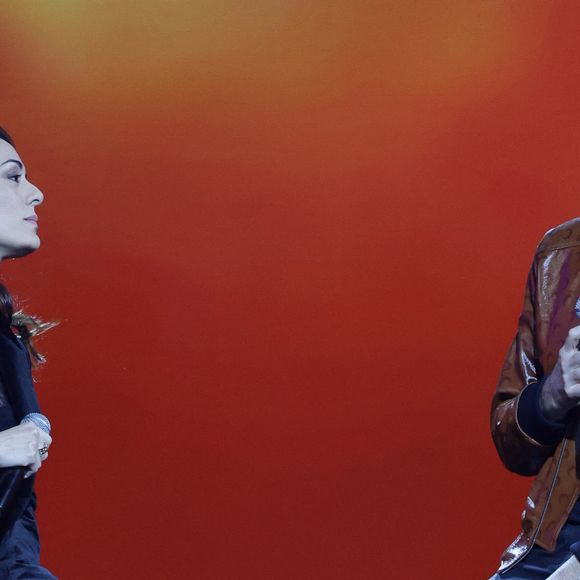 Exclusif - Sofia Essaïdi, Christophe Willem lors de l'enregistrement de l'émission "Nos voix pour toutes" au profit de la Fondation des femmes à l’Adidas Arena diffusée sur TMC le 25 novembre 2025, à Paris, France, le 19 novembre 2025. © Guirec-Moreau/Bestimage