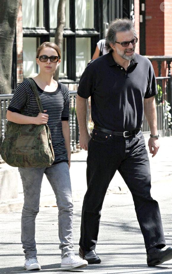 Natalie Portman se promène à Soho, New-York City, NY, USA le 5 mai 2007. Photo Rodrigo Guerra/Ramey agency/ABACAPRESS.COM