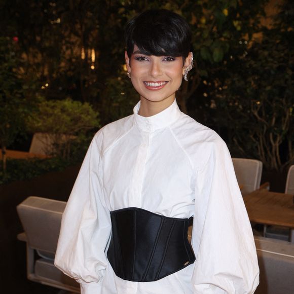 L’ancienne Miss France a vécu une aventure intense, marquée par des entraînements très éprouvants.

Eve Gilles participe au Grand Diner - Les Trophees Madame qui se tient à l'hôtel Peninsula le 6 mars 2025 à Paris, France. Photo par Jerome Domine/ABACAPRESS.COM