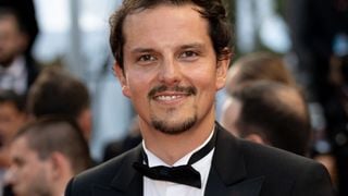Combien ça coûte de manger dans le restaurant de plage de Juan Arbeláez à Cannes ?