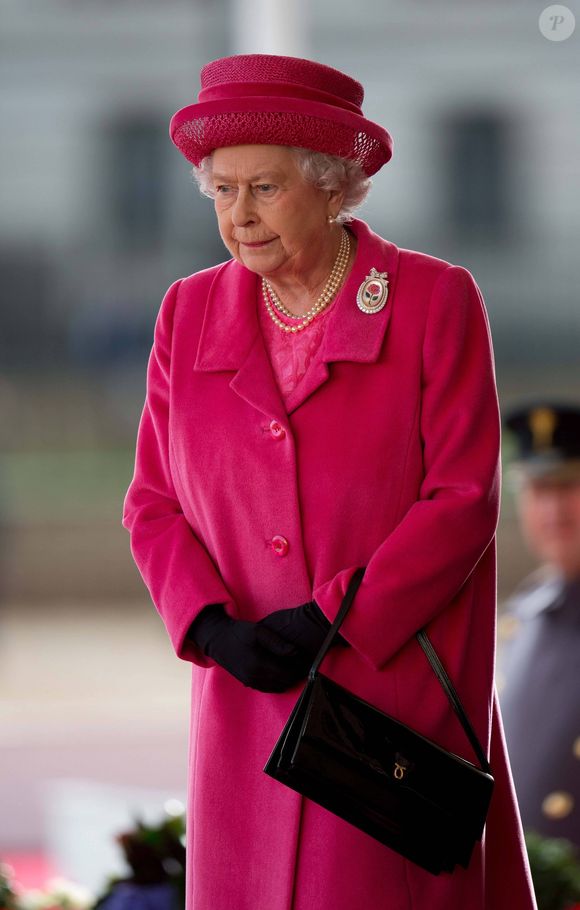 Son décès a bouleversé le monde entier. 

 La Famille royale recoit lors d’une ceremonie de bienvenue la Presidente de Coree du Sud Park Geun-hye au Horse Guards a Londres, le 5 Novembre 2013. La Presidente de Coree du Sud est en visite d’etat au Royaume-Uni pendant 3 jours. Photo par EXPRESS SYNDICATION / BESTIMAGE