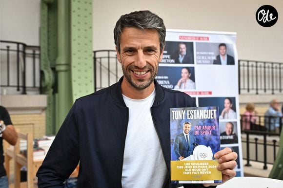 Tony Estanguet participe, avec son livre « Par amour du sport », au Salon du livre 2026 au Grand Palais à Paris, le 19 avril 2026. Photo de Firas Abdullah/ABACAPRESS.COM