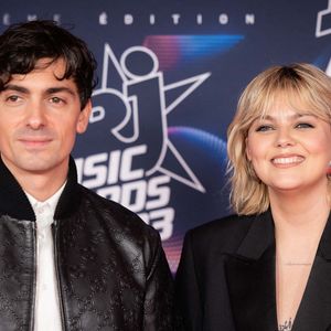 Si elle semble sur un petit nuage, c’est aussi grâce à la stabilité qu’elle trouve auprès de son compagnon, le musicien Florian Rossi, et de leur fille Esmée, bientôt cinq ans...


LOUANE ET FLORIAN ROSSI assistent au tapis rouge des NRJ MUSIC AWARDS 2023, au Palais des Festivals, à Cannes. Le 10 novembre 2023. Photo by Shootpix/ABACAPRESS.COM