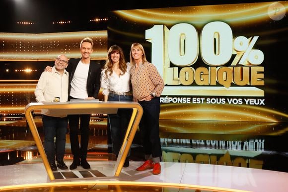Exclusif - Yoann Riou, Cyril Feraud, Magali Ripoll, Nathalie Simon - Enregistrement de l'émission "100% logique" présentée par C. Feraud et qui sera diffusée le 25 octobre 2025 sur France 2 au studio du Lendit à Saint-Denis, France, le 14 mars 2025. © Christophe Clovis/Bestimage