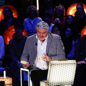 Exclusif - David Douillet - Enregistrement de l'émission "La Boîte à secrets", au Studio du Lendit, présentée par F.Bollaert et diffusée le 17 janvier sur France 3. Le 17 décembre 2024
© Christophe Clovis / Bestimage