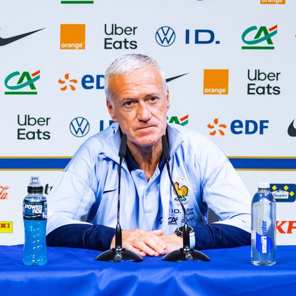 Le sélectionneur de l'équipe de France de football Didier Deschamps en conférence de presse au centre National du Football de Clairefontaine-en-Yvelines, France, le 30 mai 2025. © Baptiste Autissier/Psnewz/Bestimage