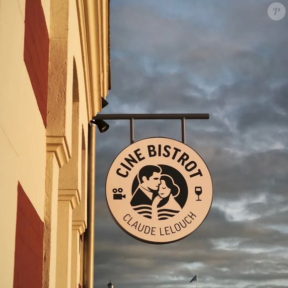 Il vient d'ouvrir un nouveau lieu socio-culturel à Trouville...

Le nouveau lieu imaginé par Claude Lelouch

Instagram @claudelelouch