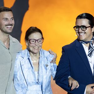 Exclusif - M.Pokora, Mamie Claudine, Brahim Bouhlel - Enregistrement de l'émission "L'humour à la plage" pour la 2eme édition du festival de Juan les Pins à la pinède Gould le 27 juin 2025. © Bruno Bebert / Bestimage