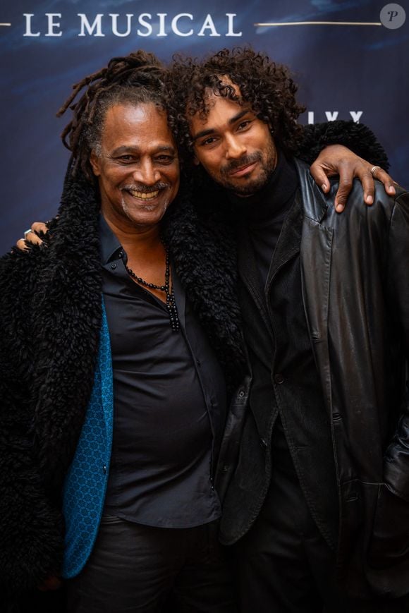 Exclusif - Roddy Julienne, Loan Julienne au photocall du showcase de présentation de la comédie musicale La Légende du Comte de Monte Cristo à Salle Gaveau à Paris, France, le 25 septembre 2025. © Julien Sarkissian/Bestimage