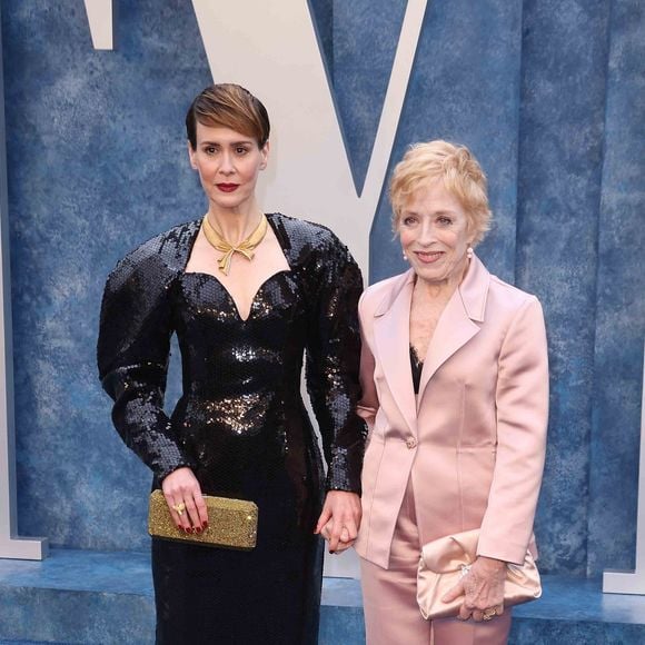 Une ode à l'amour ! 

Sarah Paulson, Holland Taylor au photocall de la soirée "Vanity Fair" lors de la 95ème édition de la cérémonie des Oscars à Los Angeles, le 12 mars 2023.
©Photo Press Service / BESTIMAGE