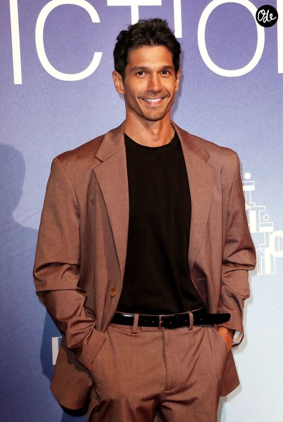 L'acteur développe aussi une activité dans l'immobilier avec son frère à La Réunion.

Vinnie Dargaud - Photocall du film en compétition "Murder Club" lors de la 26ème Edition du Festival de la Fiction de La Rochelle. Le 11 septembre 2024
© Patrick Bernard / Bestimage