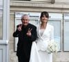 Elle racontait : "Quand on vit avec Claude Lelouch, on sait qu'il est comme ça."

Claude Lelouch et Valérie Perrin - Mariage de Claude Lelouch à la mairie du 18ème à Paris. Le 17 juin 2023