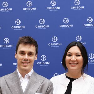 Que va-t-elle faire désormais ? Marie Ducruet reste évasive tout en donnant rendez-vous prochainement à sa communauté pour ce qui ressemble à l'annonce de sa suite professionnelle 

Exclusif - Louis Ducret et sa femme Marie - Crisoni inaugure une nouvelle boutique pour les femmes rue Princesse Caroline en présence de ses ambassadeurs Louis et Marie Ducruet le 6 juin 2024. © Claudia Albuquerque/Bestimage