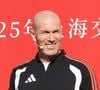 Un projet d'envergure réunissant deux figures emblématiques du sud de la France s'apprête à voir le jour dans le Vaucluse.

Zinedine Zidane et le footballeur Kuai Jiwen visitent l'université Jiao Tong de Shanghai lors de leur tournée en Chine.

 © Imago/PsnewZ/Bestimage