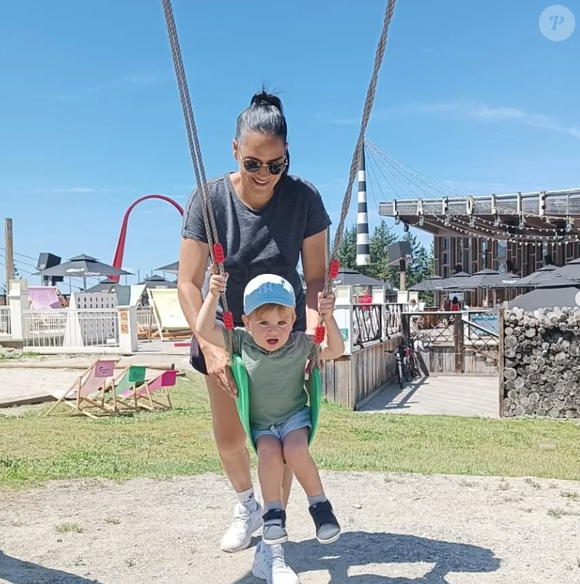 Malheureusement, leur cadette a contracté un virus qui a nécessité une admission aux urgences.

Myriam et Thomas de "Koh-Lanta" ont révélé que leur fille était née, une petite fille au prénom symbolique Instagram