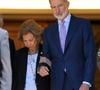 Et c'est assez rare pour le souligner : cela faisait pas moins de 15 ans que Felipe IV et sa mère n'étaient pas apparus seuls, tous les deux, lors d'un événement officiel.

Le roi Felipe et la reine Sofia lors de l'audience avec le comité exécutif de la Fédération espagnole des banques alimentaires au palais de La Zarzuela, le 18 juillet 2025, à Madrid (Espagne). Ángel Díaz Briñas/Euopa Press/ABACAPRESS.COM