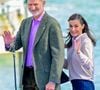 Il s’agissait d’une opération de la cataracte d’une trentaine de minutes. Selon les informations de "Vanitatis", l’époux de la reine Letizia d’Espagne aurait passé la nuit à la clinique avant de la quitter dans la matinée du dimanche pour rejoindre Madrid.

Llanes, ESPAGNE – Le roi Felipe VI, la reine Letizia, la princesse héritière Leonor et l'infante Sofia visitent la confrérie des pêcheurs Santa Ana à Llanes, en Espagne, dans le cadre de la visite liée au titre de « Ville exemplaire des Asturies » 2026, mettant ainsi en lumière la communauté de pêcheurs locale et ses traditions maritimes © Backgrid USA / Bestimage