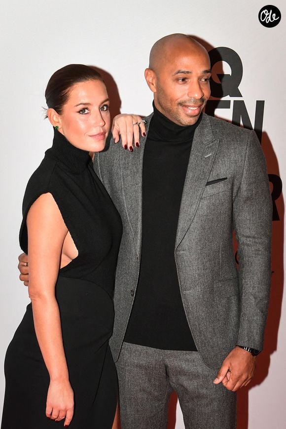 L'entraîneur de football français Thierry Henry pose aux côtés de l'actrice française Adèle Exarchopoulos lors d'une séance photo organisée dans le cadre des GQ Men Of The Year Awards 2024 à l'Hôtel Plaza Athénée, à Paris, le 20 novembre 2024. Photo de Firas Abdullah/ABACAPRESS.COM
