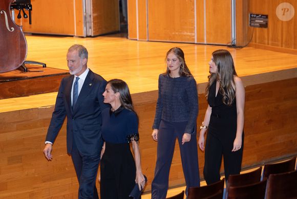 Le roi Felipe VI, la reine Letizia, la princesse héritière Leonor et la princesse Sofia assistent au concert de clôture de la 33ème Semaine musicale à Oviedo. Photo by LALO YASKY / BESTIMAGE